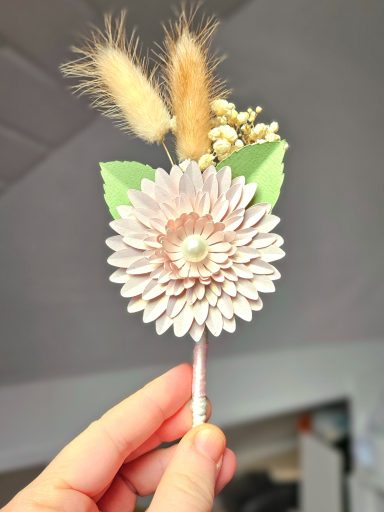 Paper Daisy Style Boutonniere
